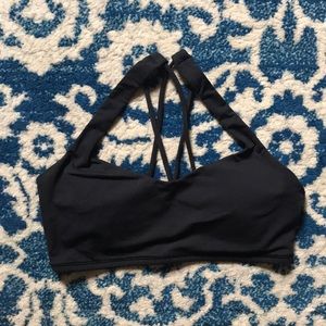 🍋 Lululemon black sports bra